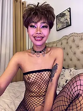 Show modela Innocent_yanixx69 na web-kameri