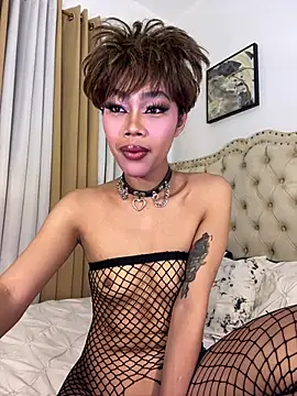 Innocent_yanixx69のウェブカメラショー
