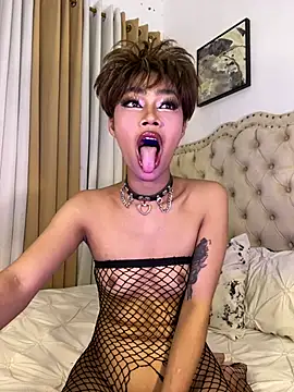 Innocent_yanixx69: διαδικτυακό σόου στην κάμερα