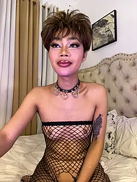 Innocent_yanixx69's Webcam Show