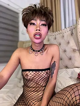 Innocent_yanixx69 Adlı Modelin Web Kamerası Şovu