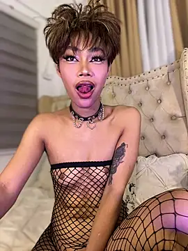 Innocent_yanixx69's Webcam Show