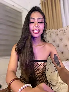 Innocent_yanixx69's Webcam Show