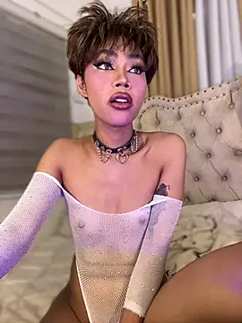 Innocent_yanixx69's Webcam Show