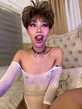 Innocent_yanixx69 Adlı Modelin Web Kamerası Şovu