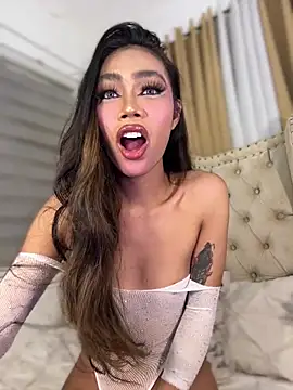 Innocent_yanixx69のウェブカメラショー