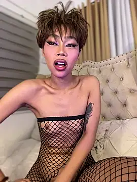 Innocent_yanixx69のウェブカメラショー