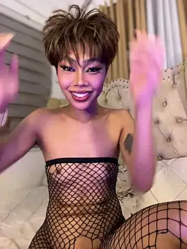 Innocent_yanixx69's Webcam Show