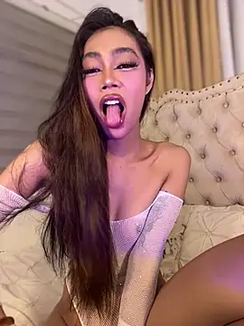 Innocent_yanixx69's Webcam Show