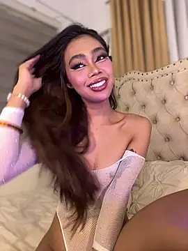 Innocent_yanixx69 Adlı Modelin Web Kamerası Şovu