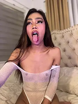 โชว์เว็บแคมของ Innocent_yanixx69