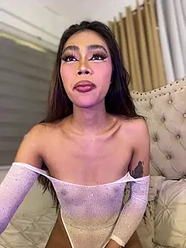 Show de Innocent_yanixx69 na webcam