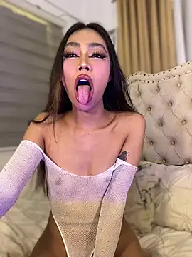 Innocent_yanixx69 Pertunjukan Webcam