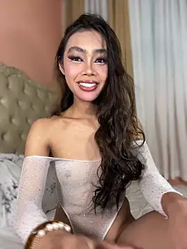 โชว์เว็บแคมของ Innocent_yanixx69