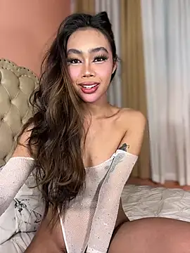 โชว์เว็บแคมของ Innocent_yanixx69
