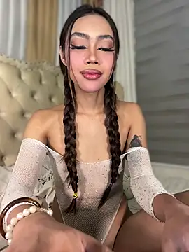 Innocent_yanixx69 Show in webcam