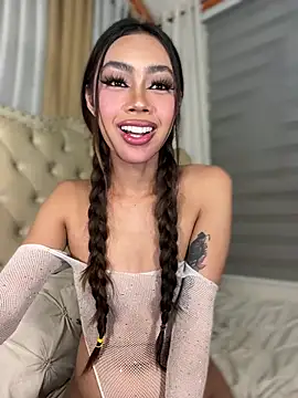 Innocent_yanixx69: διαδικτυακό σόου στην κάμερα