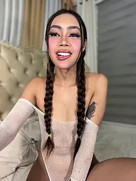 โชว์เว็บแคมของ Innocent_yanixx69