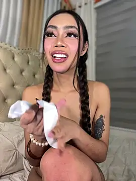 Innocent_yanixx69: вебкам-шоу