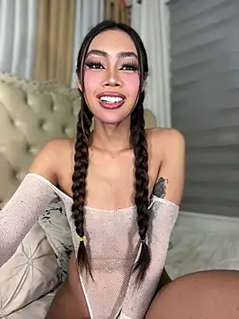 הופעת וובקאם של Innocent_yanixx69