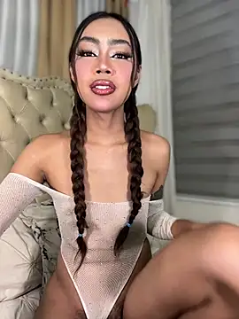 Innocent_yanixx69's Webcam Show