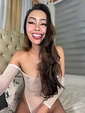 Innocent_yanixx69: вебкам-шоу