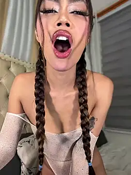 Innocent_yanixx69 Webcam show