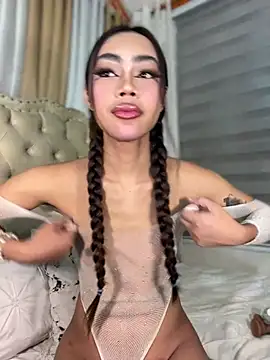 Innocent_yanixx69's Webcam Show