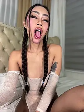 Innocent_yanixx69 Show in webcam