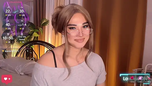 magnificent_kitana webcam show