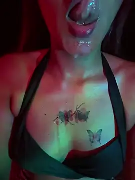 MiNniE_666 网络视讯表演
