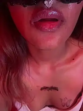 MiNniE_666 网络视讯表演