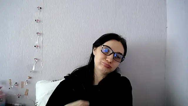 Shiny_gine – Naživo XXX chat