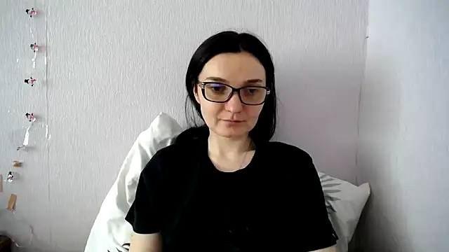 Shiny_gine's Live XXX Chat