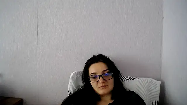 Shiny_gine's Live XXX Chat