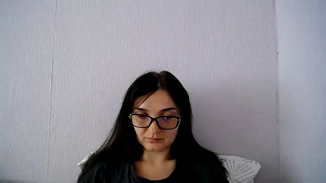 Shiny_gine's Live XXX Chat