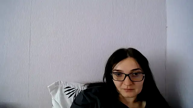 Shiny_gine Adlı Modelin Canlı XXX Sohbeti