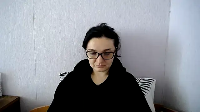 Shiny_gine's Live XXX Chat