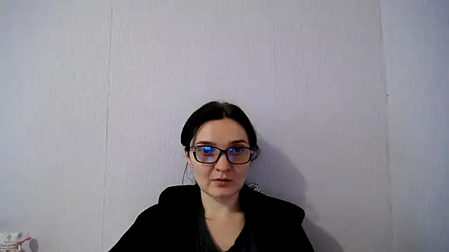 Shiny_gine Adlı Modelin Canlı XXX Sohbeti