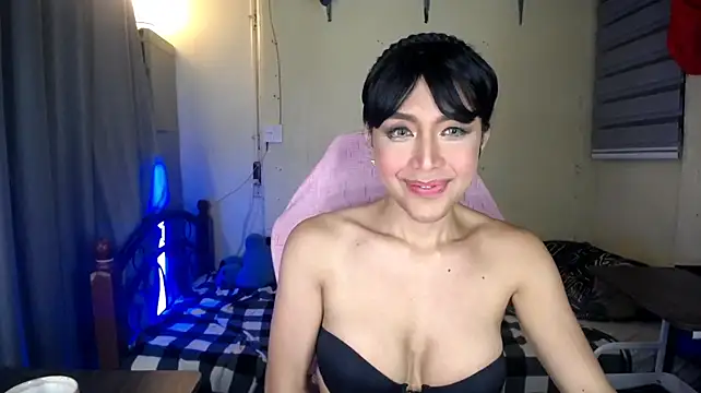 goddesshemalex's Webcam Show