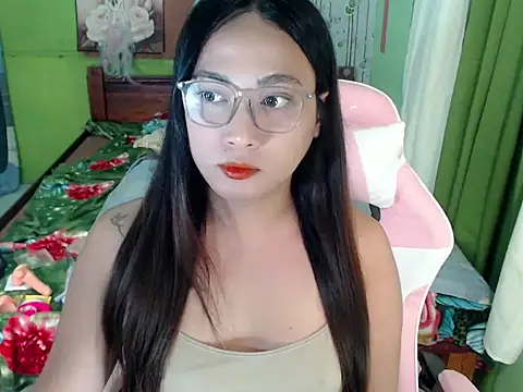הופעת וובקאם של GodisAWomenxxx