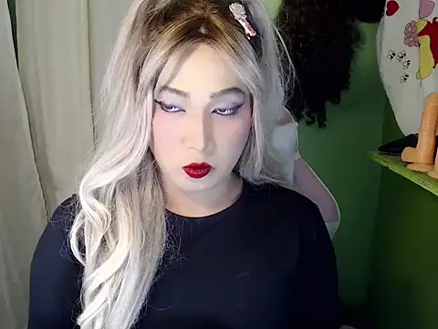 GodisAWomenxxx's Webcam Show