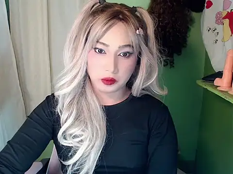 Show de webcam de GodisAWomenxxx