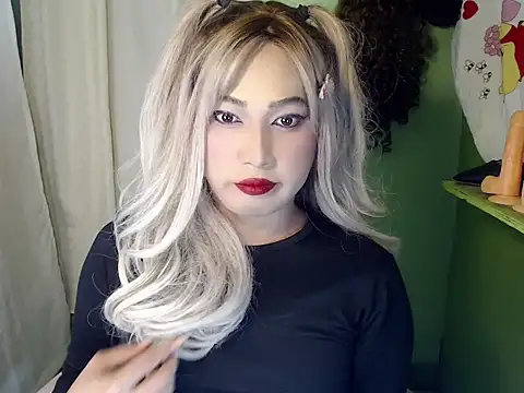 GodisAWomenxxx Webcam show