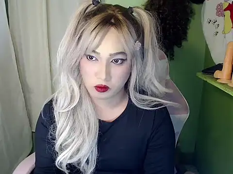Show de webcam de GodisAWomenxxx