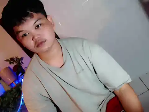 Rain_cum's Webcam Show