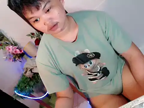 Show modela Rain_cum na web-kameri