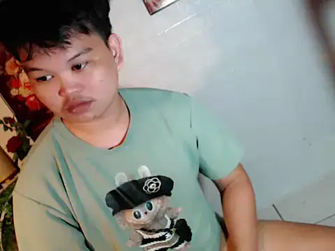 Rain_cum's Webcam Show