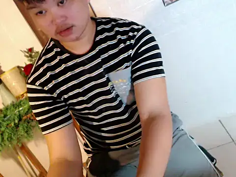 Rain_cum Pertunjukan Webcam