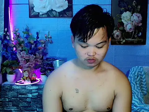 Show modela Rain_cum na web-kameri